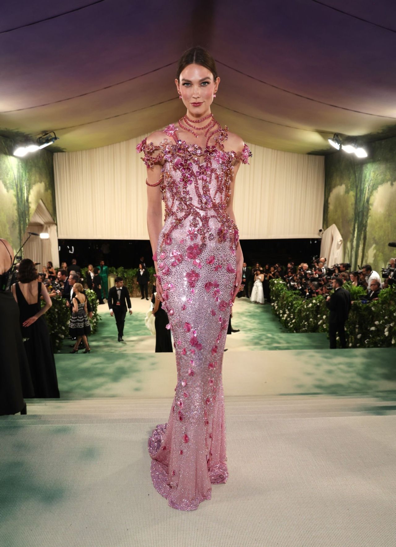 Karlie Kloss in Pink Bejeweled Gown at the 2024 Met Gala in New York ...